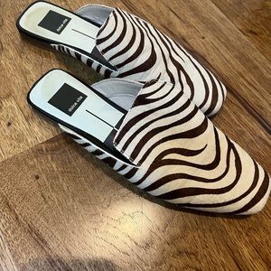 Dolce Vita brown and white flats